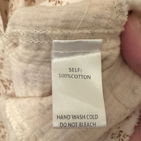 Easel Floral Cream Button-Down Shirt - Picture 3 of 4